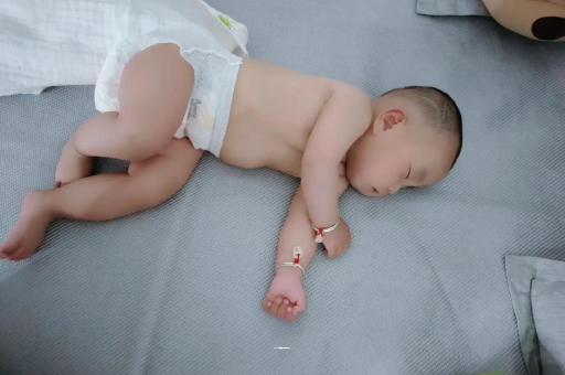 盱眙没满月的宝宝